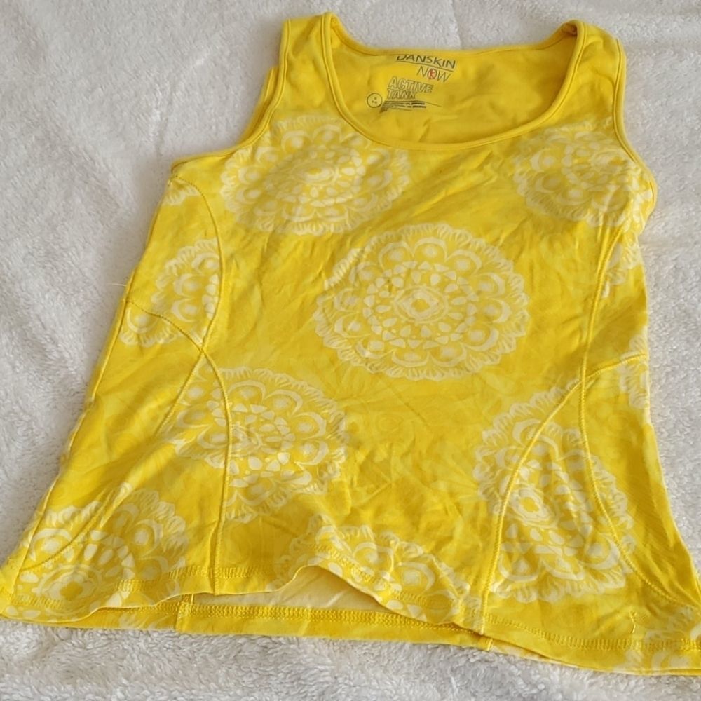 ❣️DANSKIN NOW yellow with white active tank
